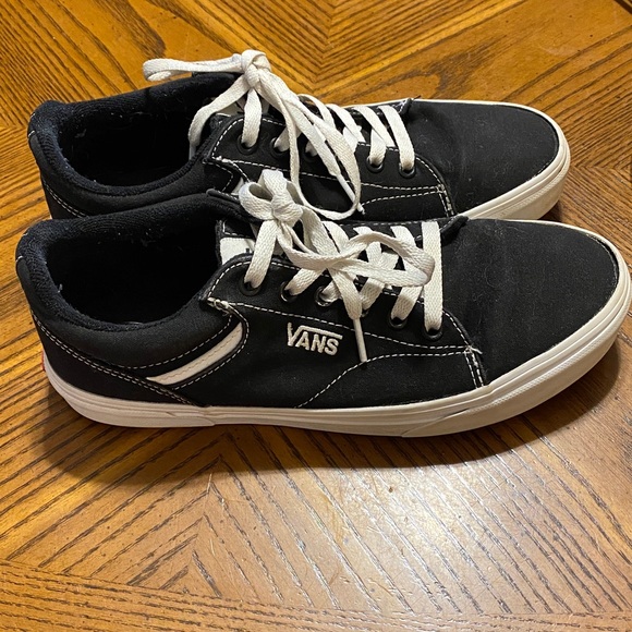 Vans Black and White Men’s Sneakers Sz 7.5 Vans Off the Wall - Picture 2 of 8